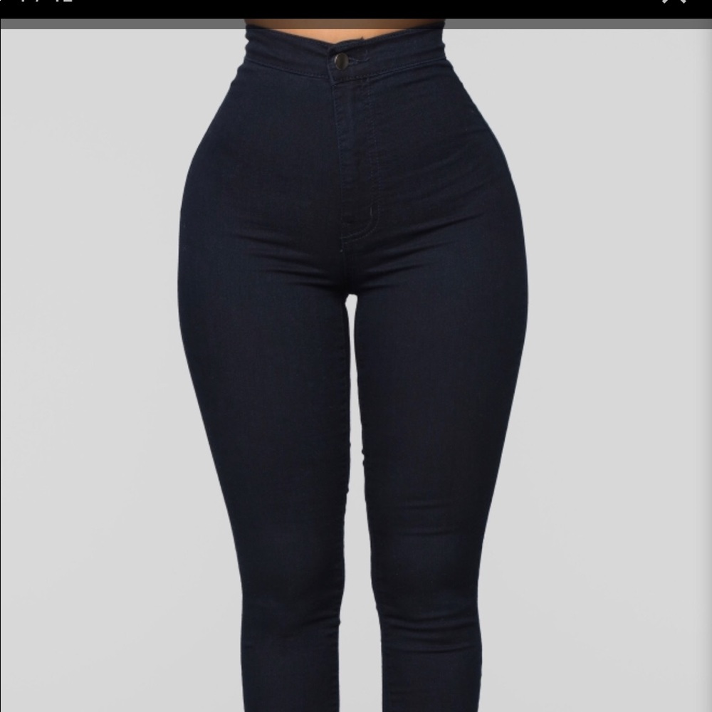 Black High Waisted Fashion Nova Skinny Jeans 🖤